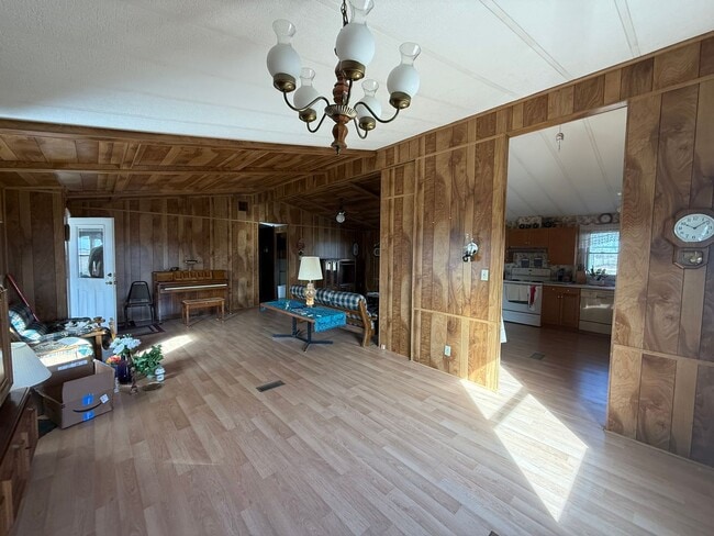 Building Photo - 61144 Bryan Rd