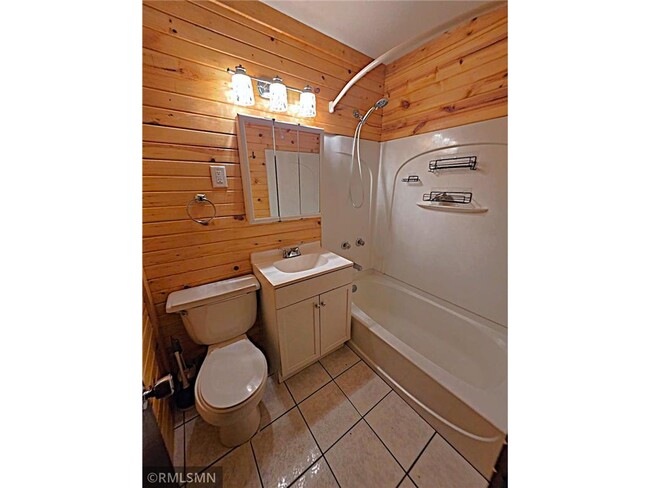 Building Photo - 1532 Randolph Ave