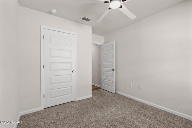 Building Photo - 5132 Rivergrass Dr