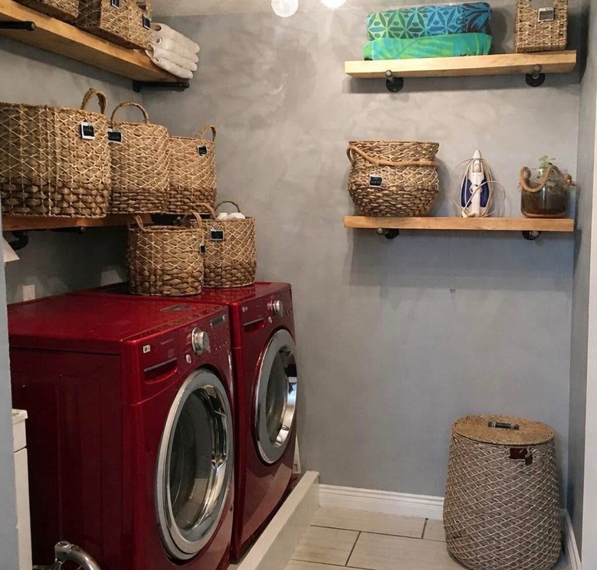 Building Photo - 7104 N Deschutes Dr