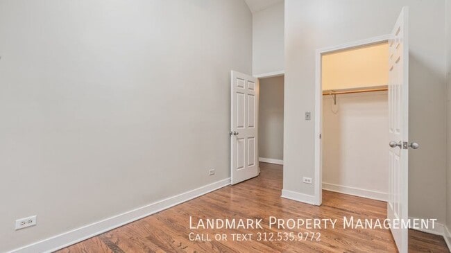 Building Photo - 2329 W Harrison St