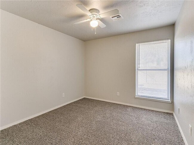 Building Photo - Beautifully Updated 3-Bed, 2-Bath Home in Oklahoma City