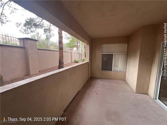 Building Photo - 2050 W Warm Springs Rd