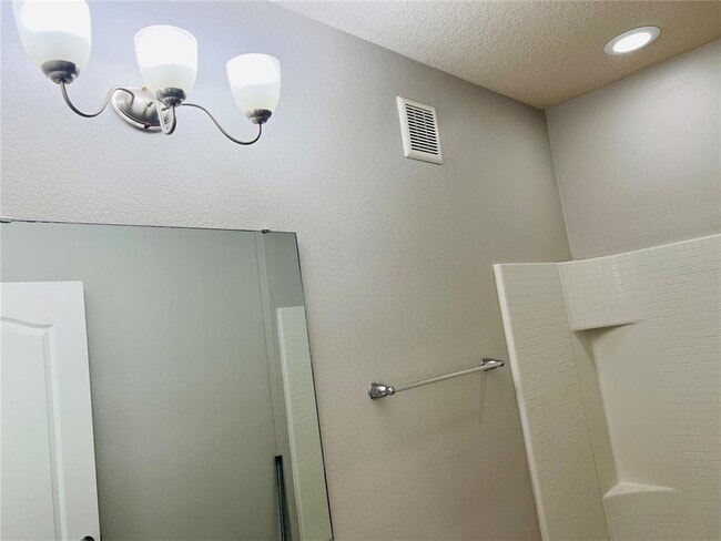 Building Photo - 6562 S Goldenrod Rd