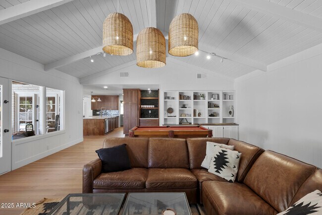 Building Photo - 10848 N 66th St