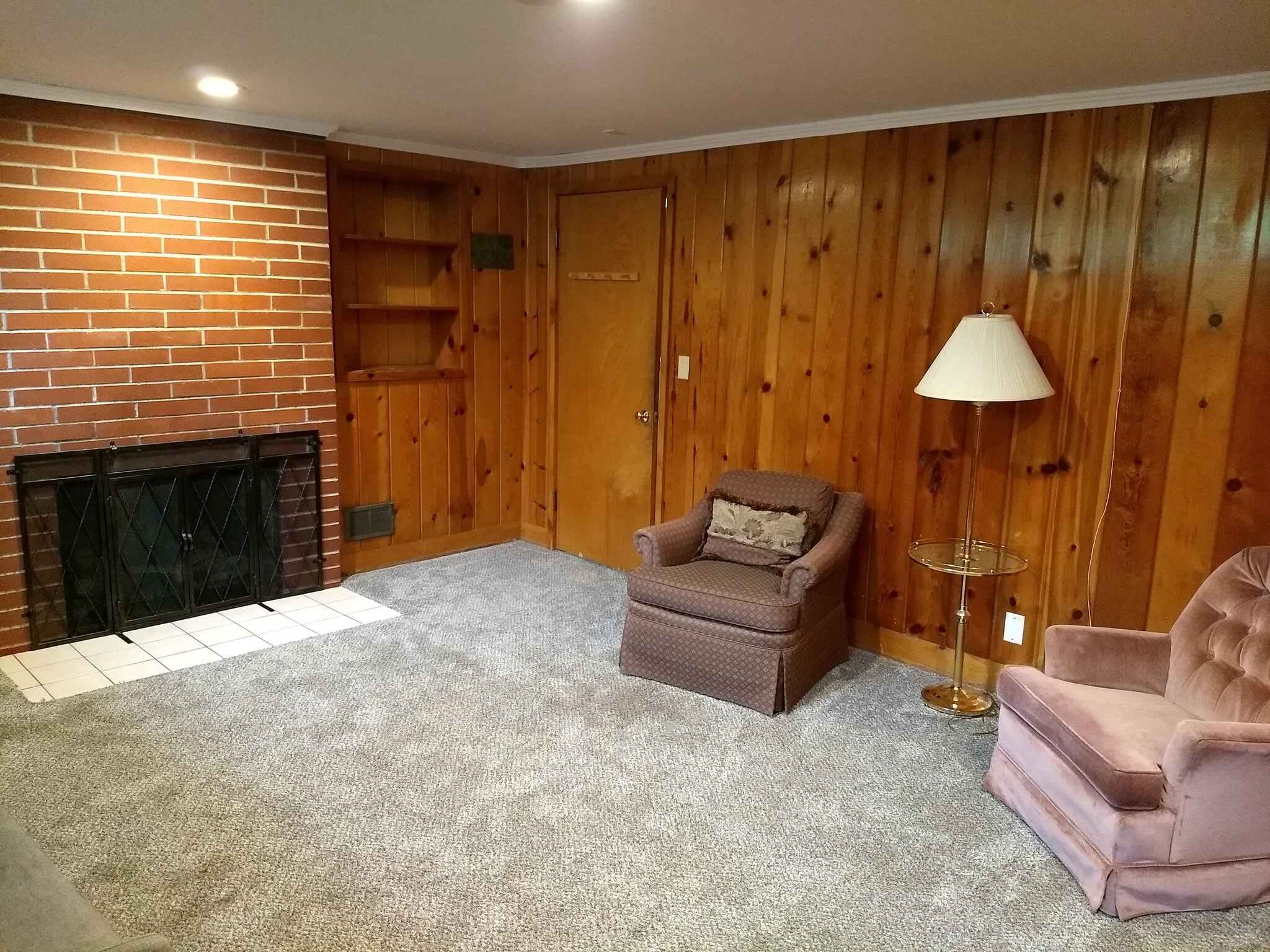 Living Room - 1530 Manor Dr