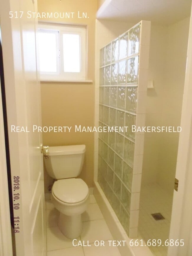 Building Photo - 517 Starmount Ln