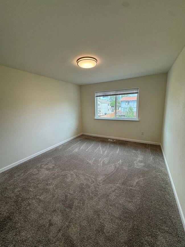 Building Photo - 8113 Northwind Ave