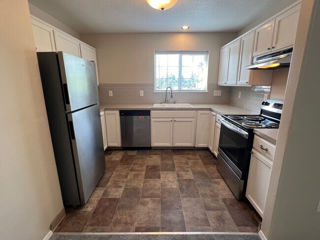 Primary Photo - 10934 NE Weidler St