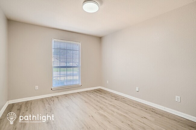 Building Photo - 603 Parkhill Drive, Mansfield, TX, 76063