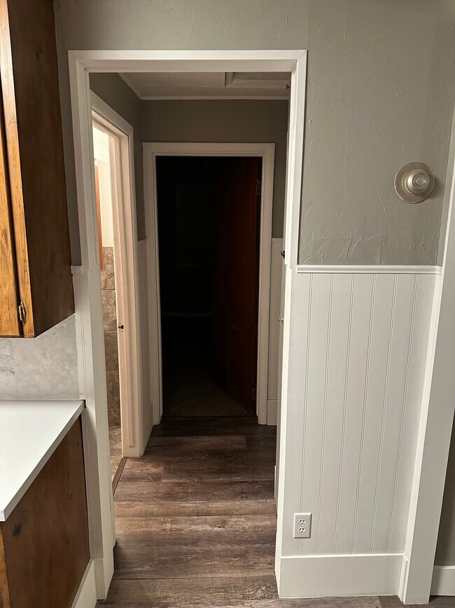 Building Photo - 264 36th St