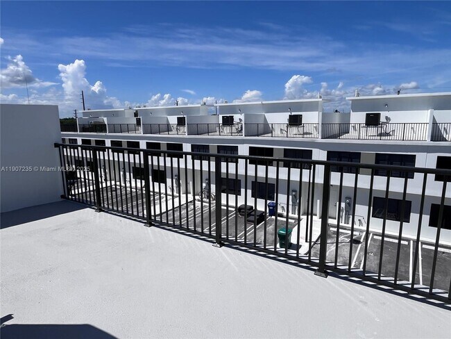 Building Photo - 14559 SW 261 St Ter