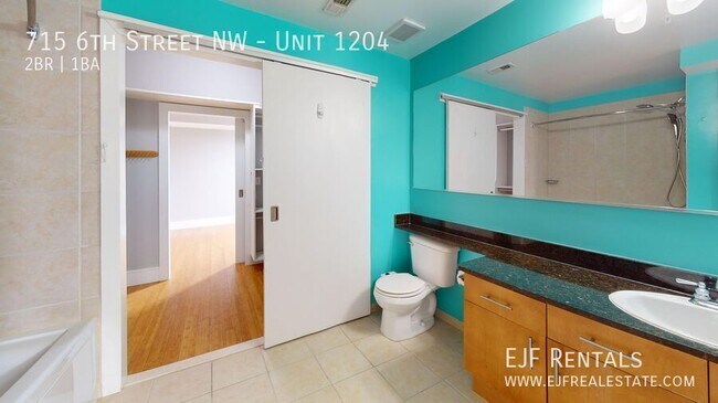 Building Photo - 715 6th St NW
