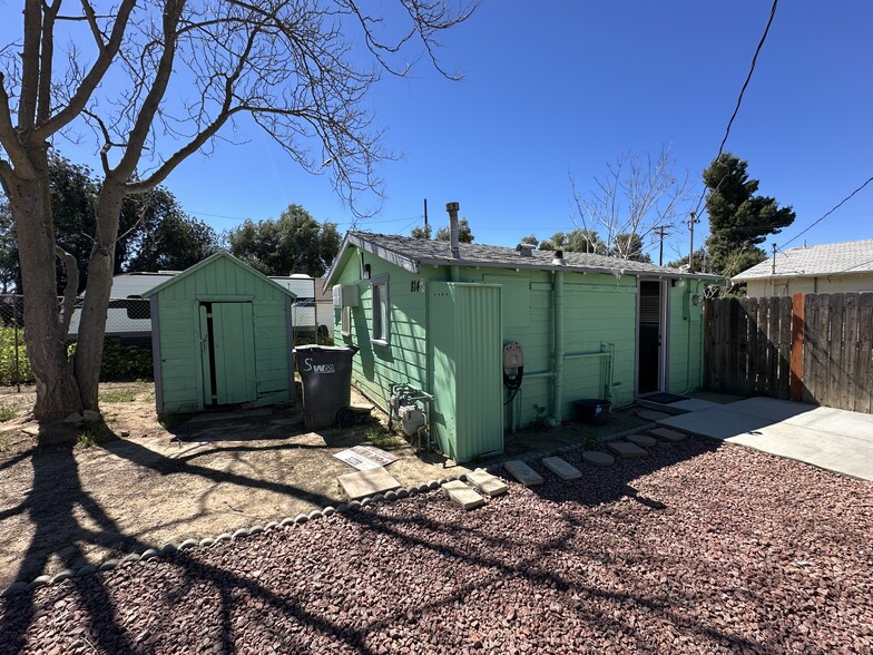 Building Photo - 814 Edgar Ave