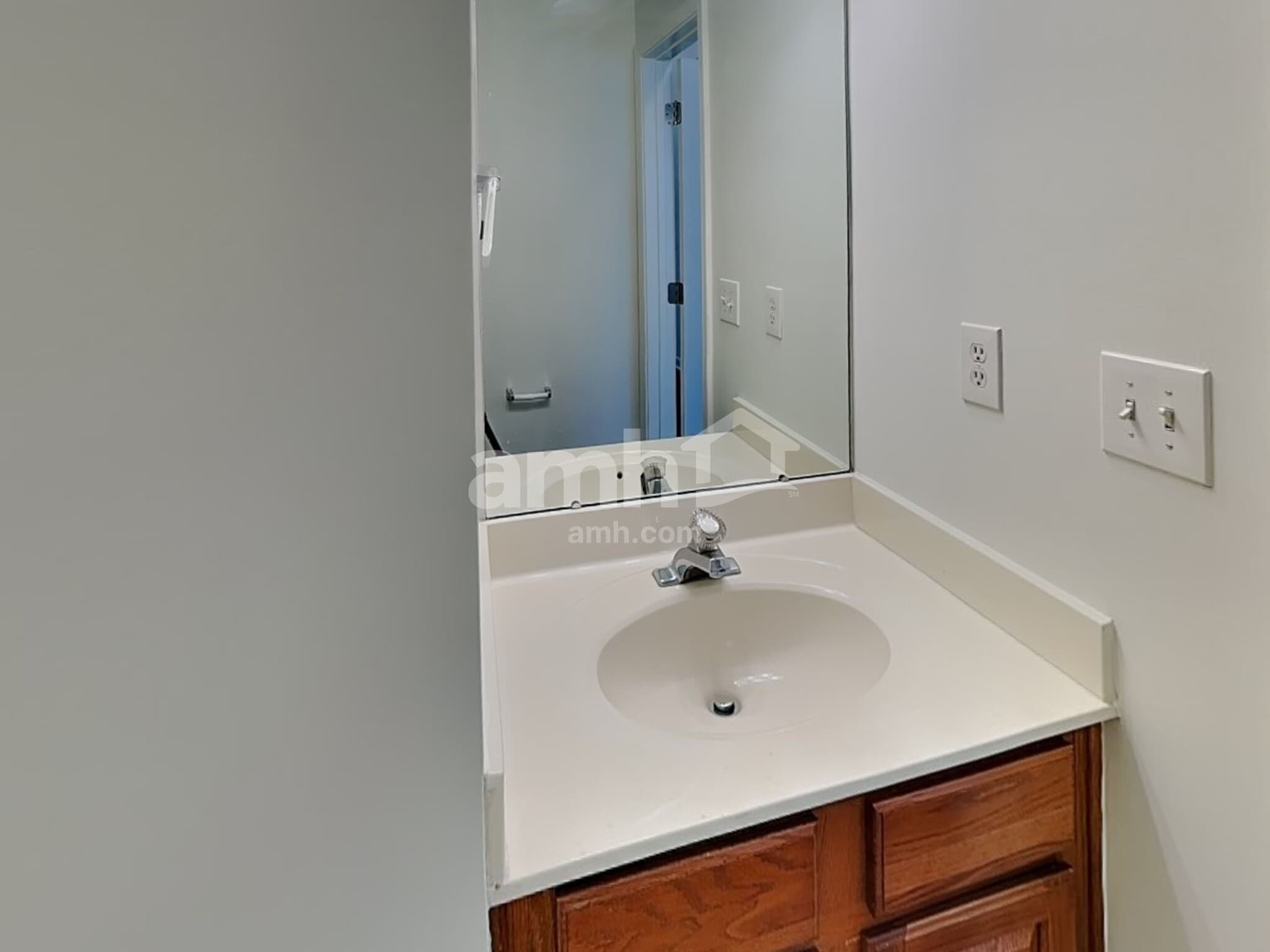 Building Photo - 4219 Kiser Woods Dr SW