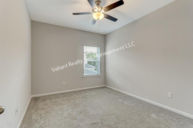 Building Photo - 278 Holly Forest Dr