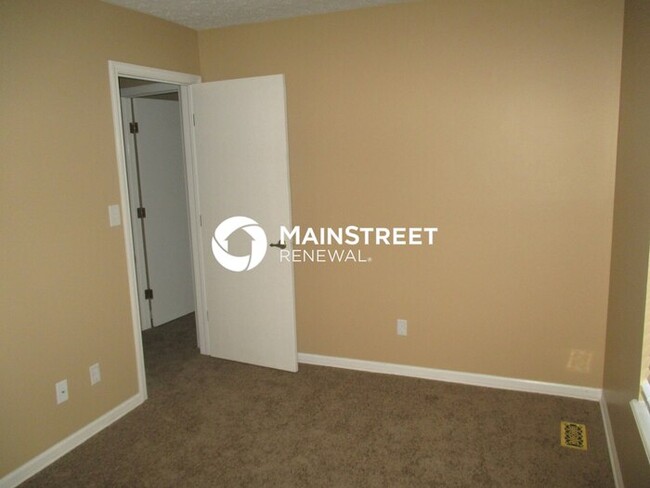 Building Photo - 6854 Scotia Ct
