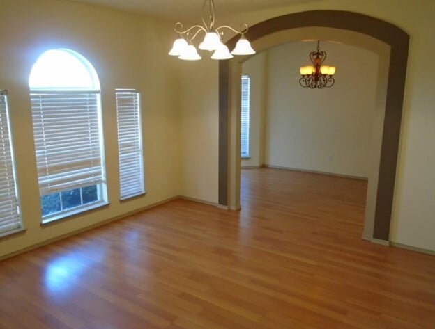 Building Photo - 118 Brookshore Dr