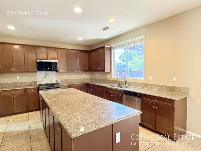 Building Photo - 2959 Burnet Dr