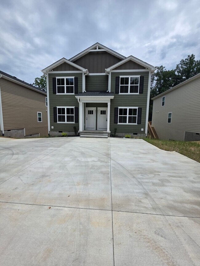 Building Photo - New Construction Duplex