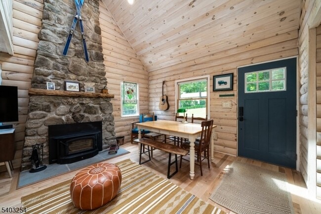 Building Photo - 30 Onteora Rd