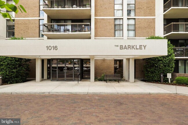 Building Photo - 1016 S Wayne St