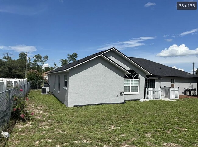 Building Photo - ? Move-In Ready 3/2/2 Near Ocala – Nearly 2,000 Sq Ft & Beautifully Updated! ?