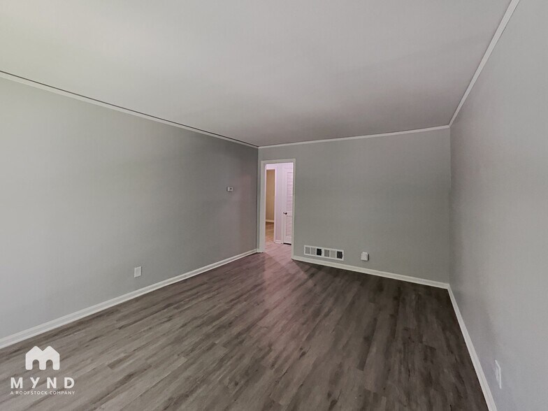 Building Photo - 2625 Harmony Way