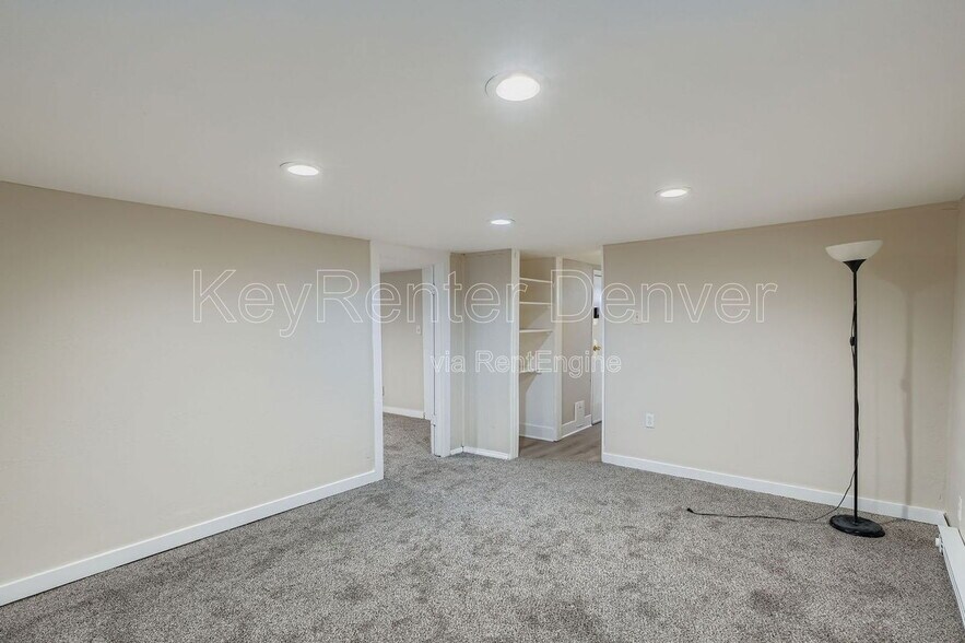 Building Photo - 1010 Jay St