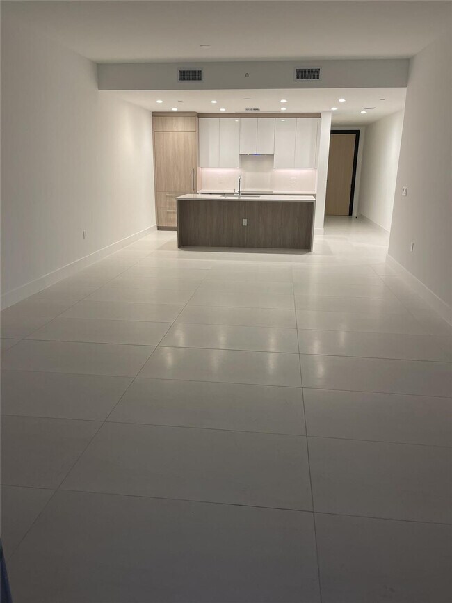 Building Photo - 153 Seabreeze Blvd