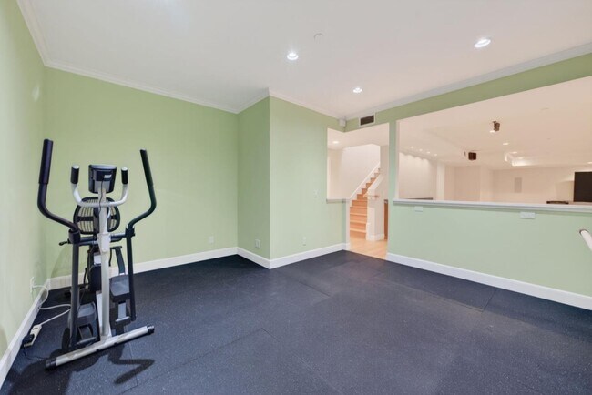 Building Photo - 18270 Baylor Ave