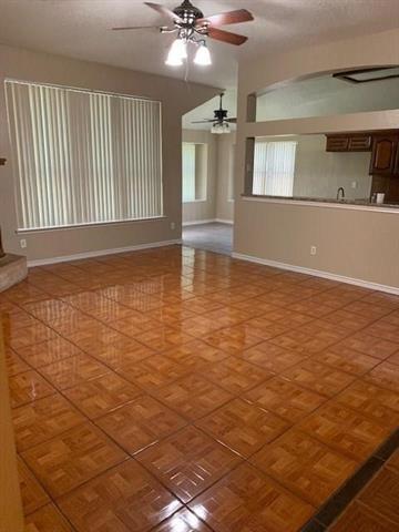 Building Photo - 2324 Cantura Dr