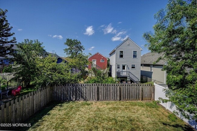 Building Photo - 15 Griggs Ave