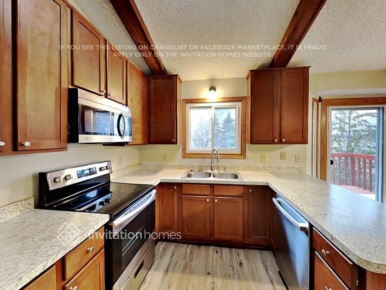 Building Photo - 8357 116th Way N