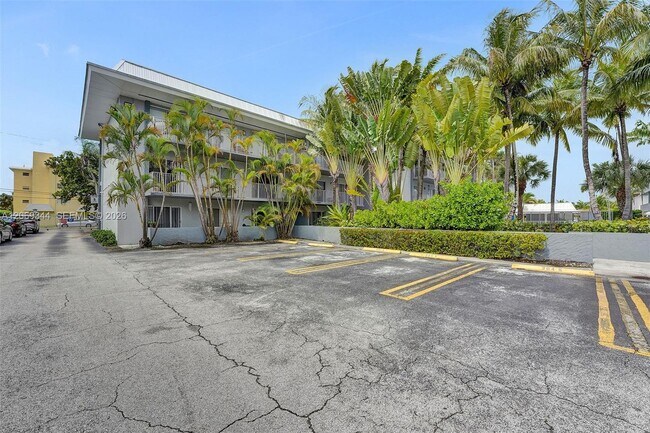 Building Photo - 7401 SW 82nd St