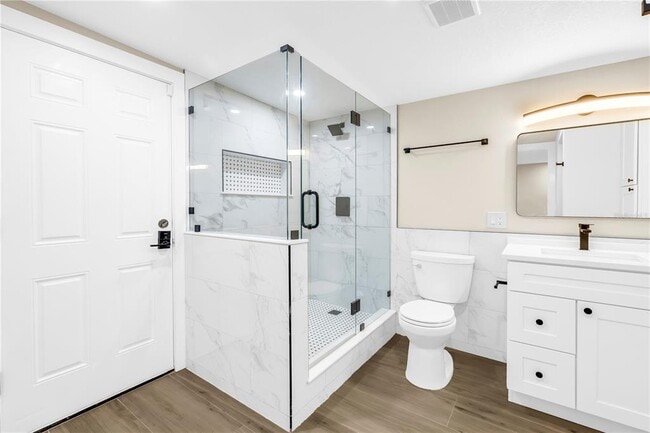 Building Photo - 4891 Venetian Blvd NE