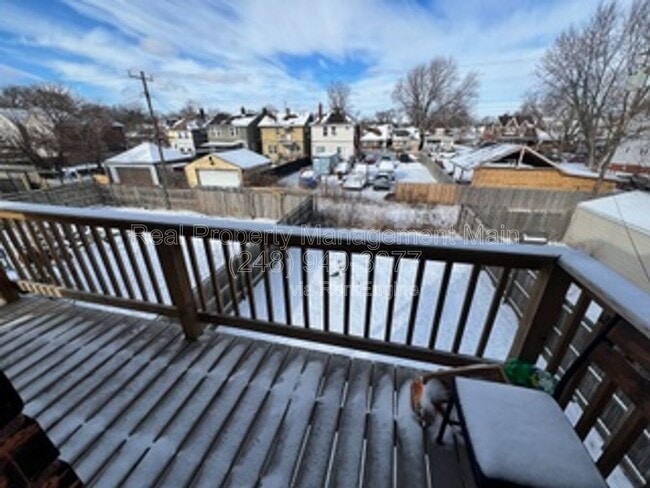 Building Photo - 9176 Chamberlain St