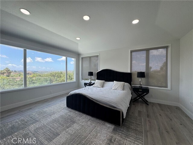 Building Photo - 27190 S Ridge Dr