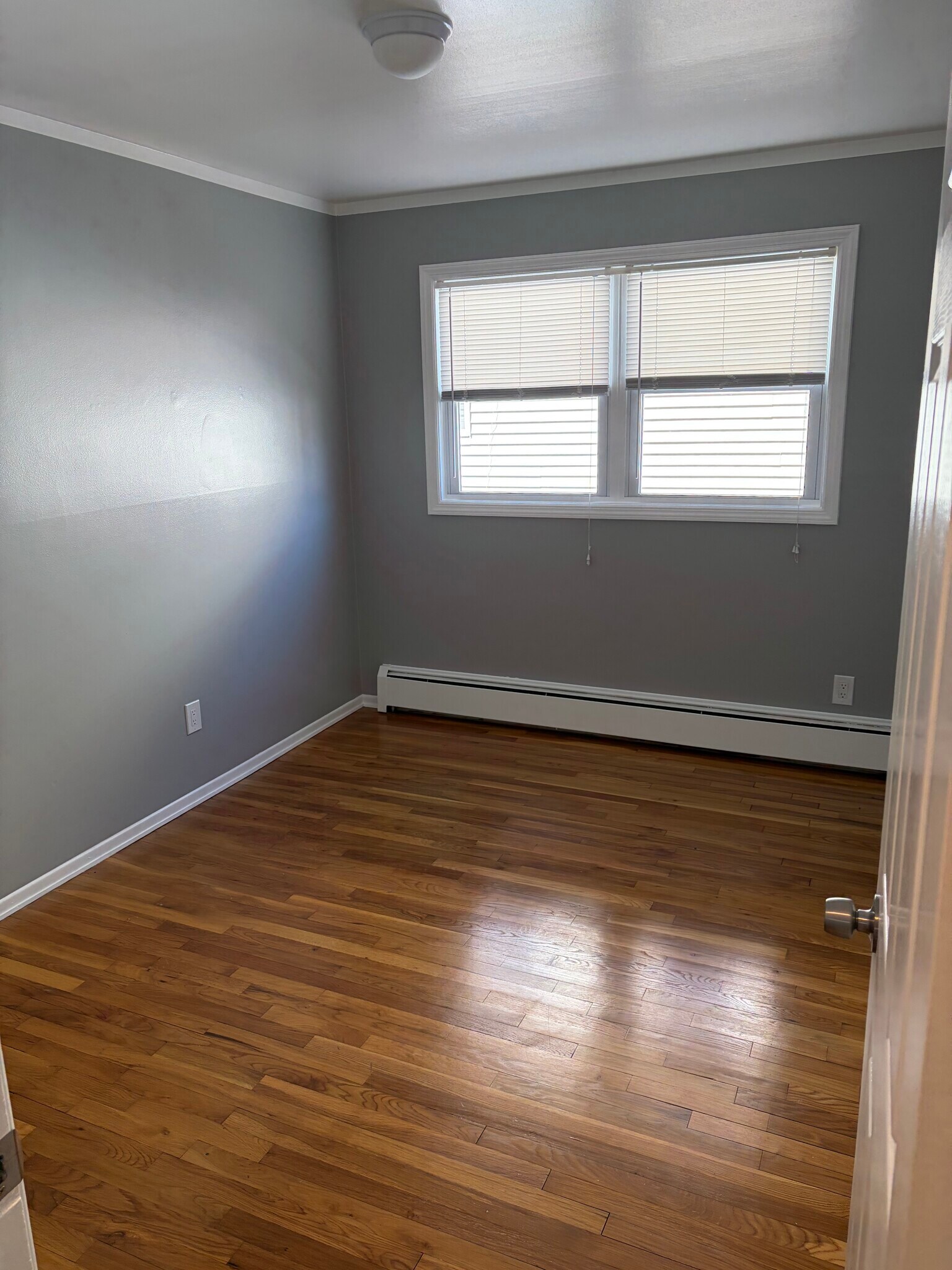 Building Photo - 424 Dewitt St