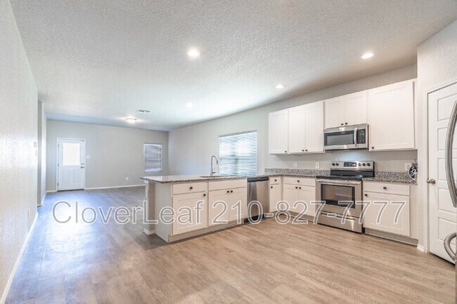 Building Photo - 7415 Marina Del Rey