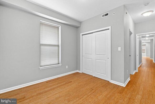 Building Photo - 1328 N 7th St