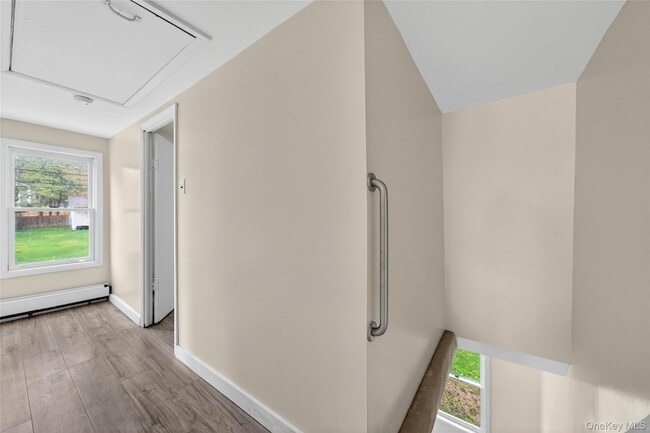 Building Photo - 41 Rock Ridge Ave
