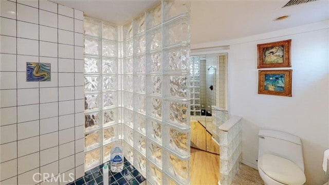 Building Photo - 274 Diamond St