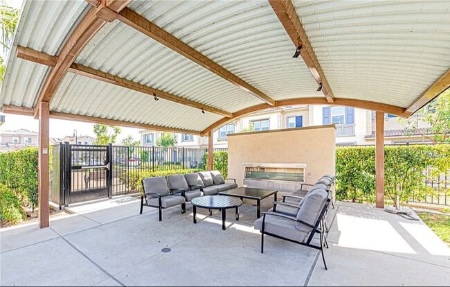 Building Photo - 7555 Cessna St.