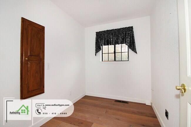 Building Photo - 3112 Riesling Path