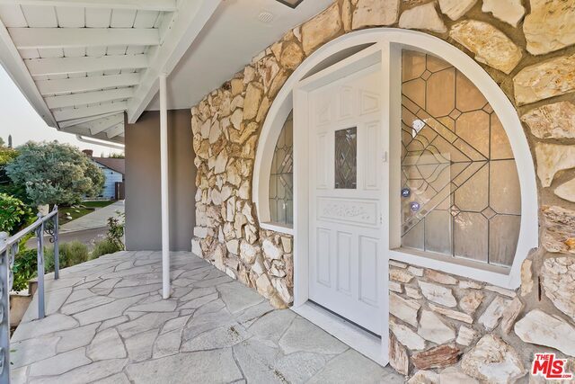 Building Photo - 3389 Wrightview Pl