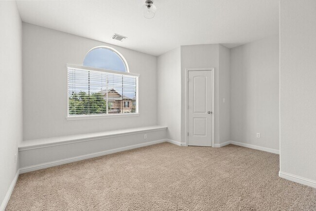 Building Photo - 2430 Santa Barbara Loop