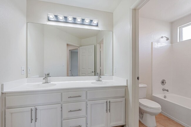 Building Photo - Freshly Renovated Single-Family Home for Rent