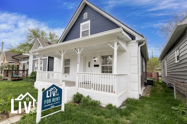 Building Photo - $650  OFF FIRST MONTH'S RENT IF YOU APPLY BY FEB 1ST 2026