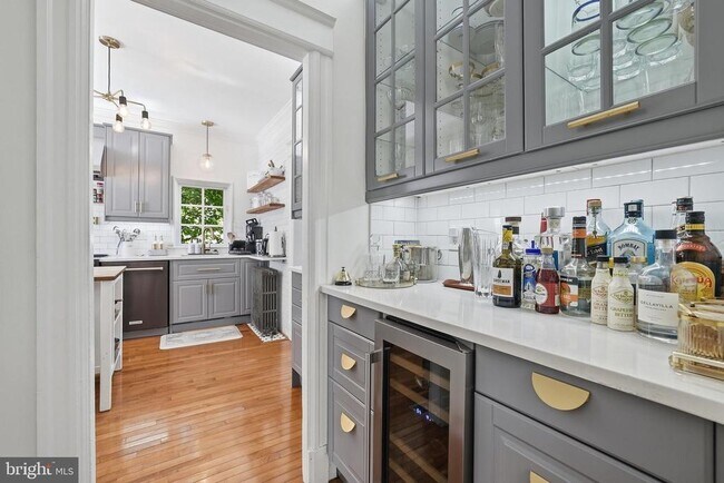 Building Photo - 3357 Stuyvesant Pl NW